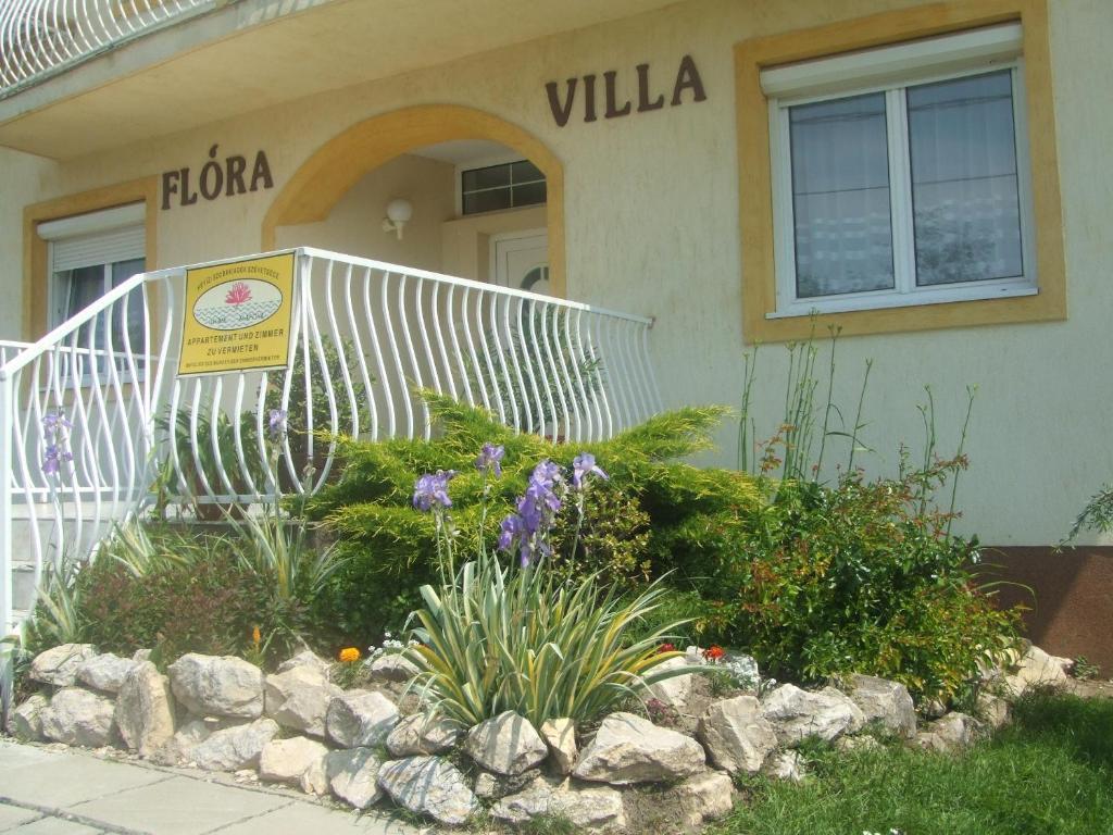 Flora Villa Heviz Ngoại thất bức ảnh