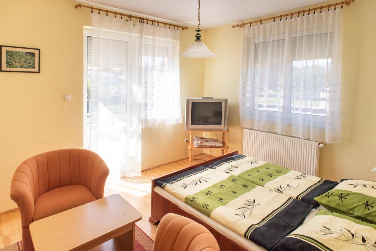 Flora Villa Heviz Ngoại thất bức ảnh